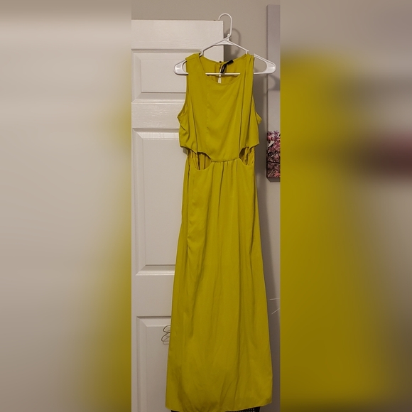 Yellow green cutout maxi - Picture 1 of 6